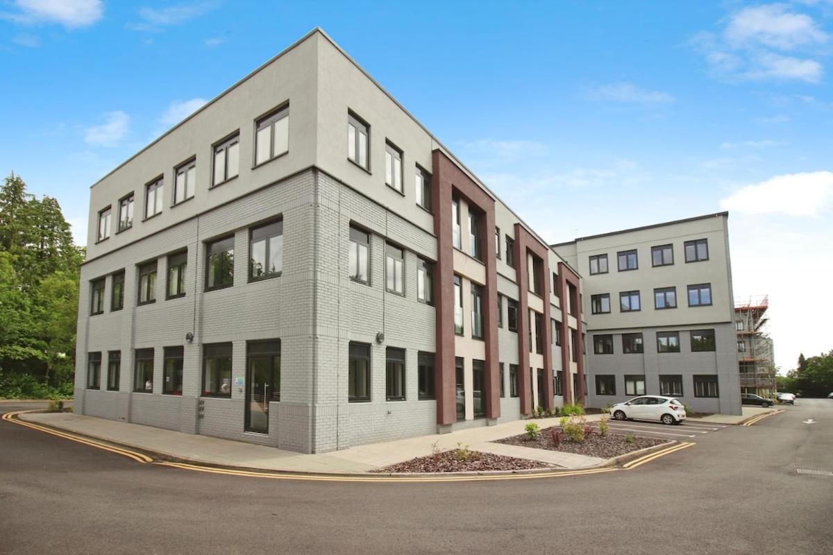 Modern Comfort 1 Bed Apartment Broadoaks, Sulihull Солігалл Екстер'єр фото
